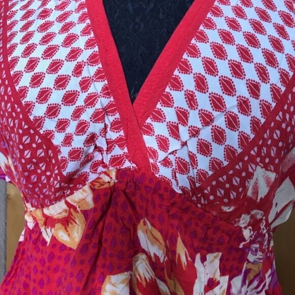 𝅺xhilaration Red V-Neck Floral Dress - Picture 7 of 8